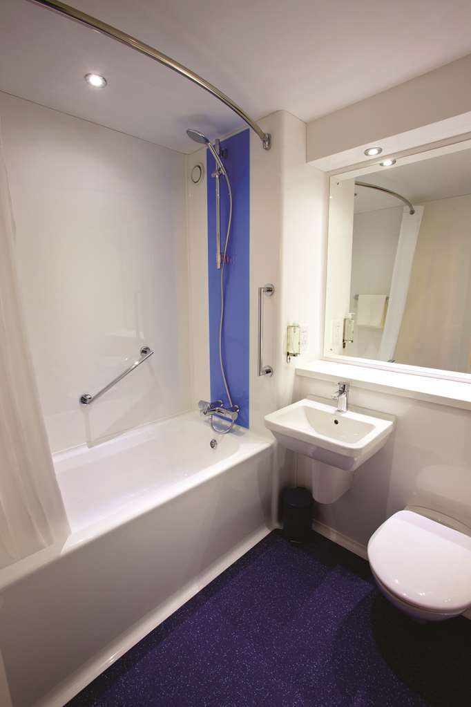 Travelodge Preston Chorley Chorley  Szoba fotó